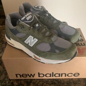 New Balance sneaker